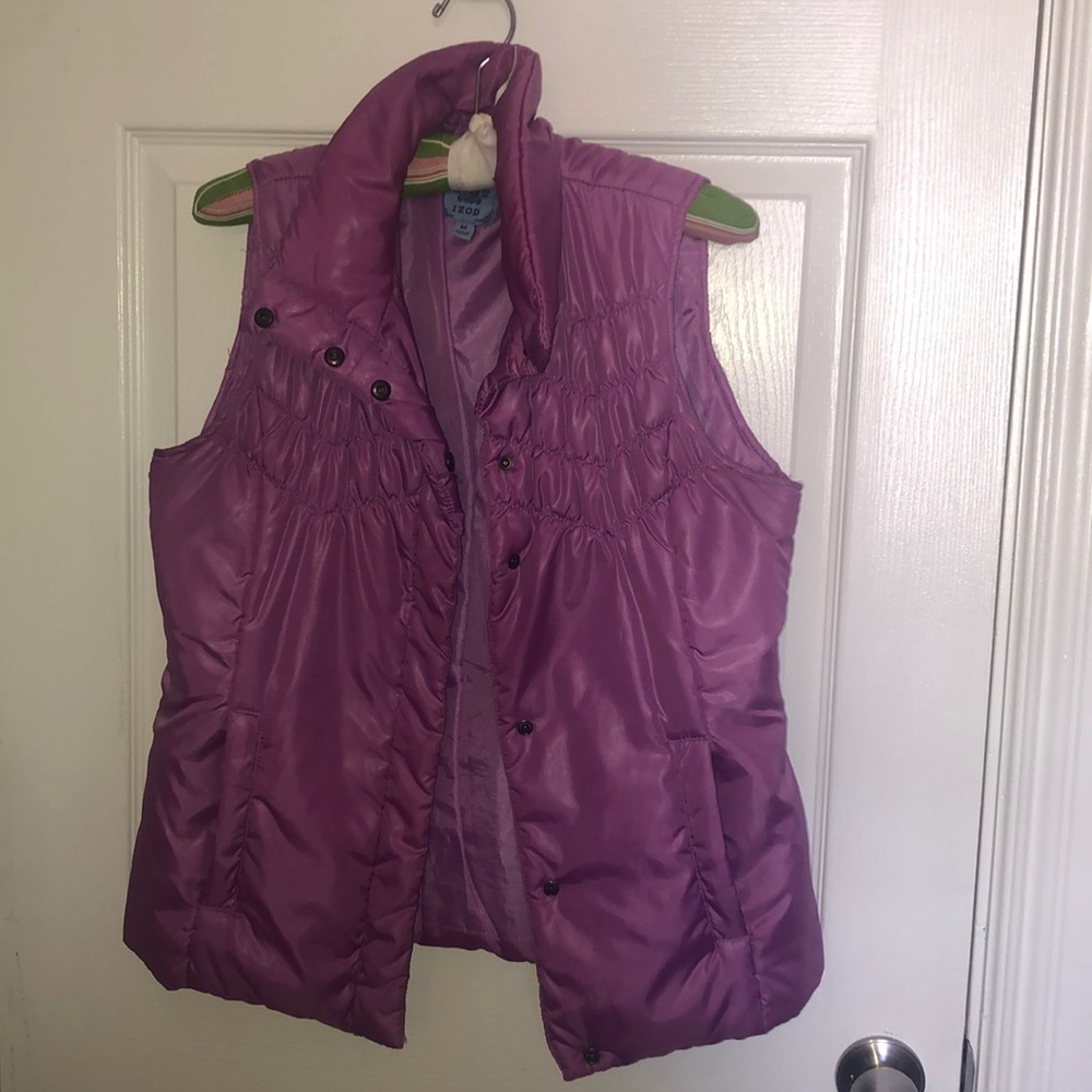 Izod pink vest in good shape